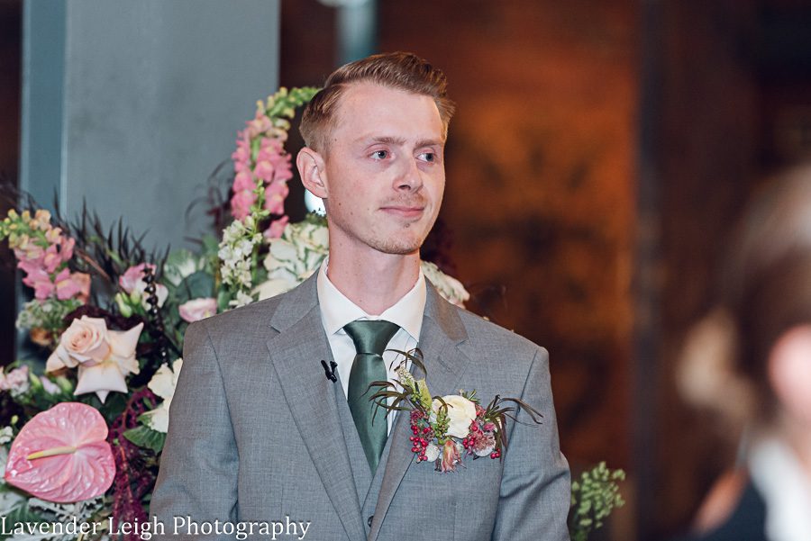 <alt>heinz history center wedding by lavender leigh photography<alt>