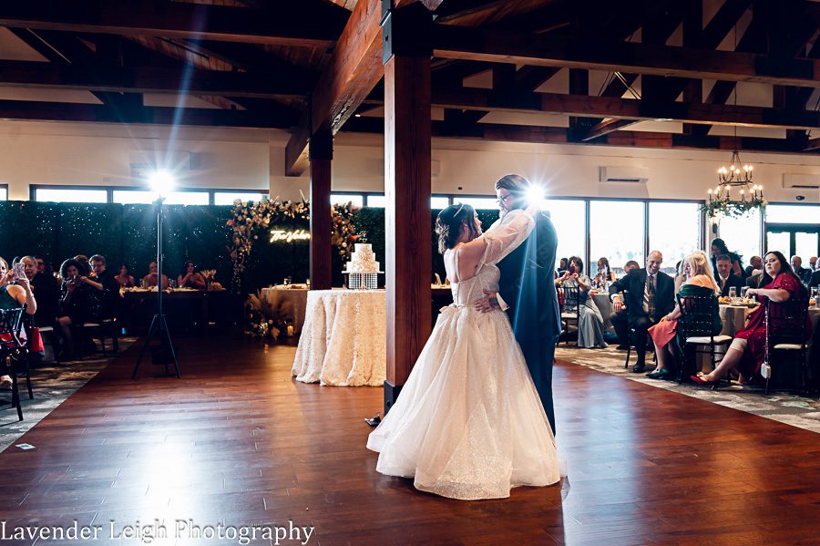 <alt>The Club at Blackthorne Wedding by Lavender Leigh Photography</alt>