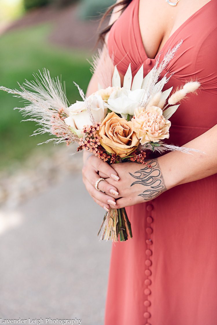 <alt>The Club at Blackthorne Wedding by Lavender Leigh Photography</alt>