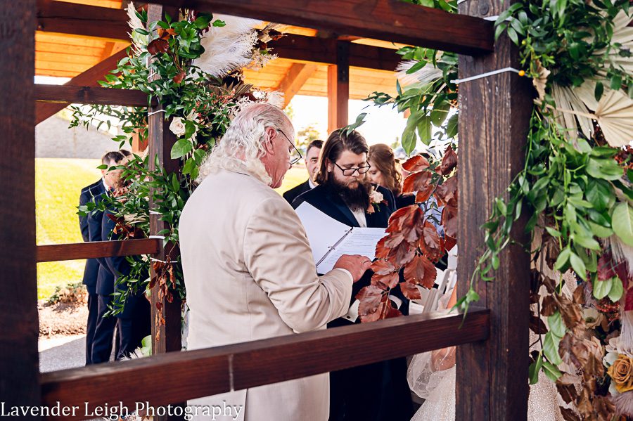 <alt>The Club at Blackthorne Wedding by Lavender Leigh Photography</alt>