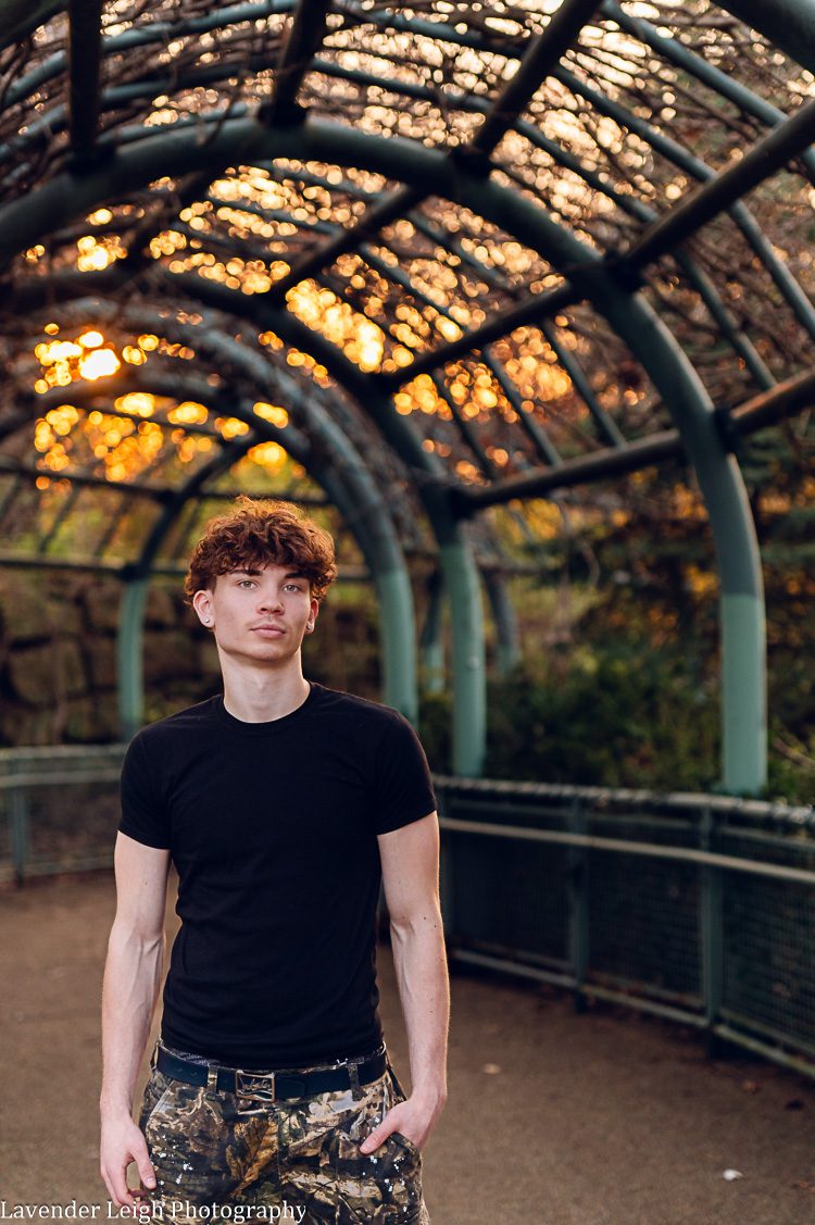 <alt>Pittsburgh Central Catholic High School Senior Session</alt>