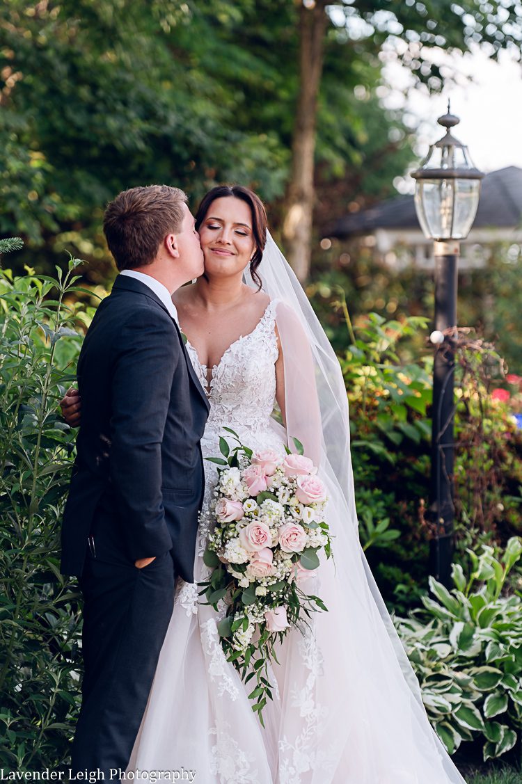 <alt>A wedding in Gibsonia Pennsylvania at Greystone Fields</alt>