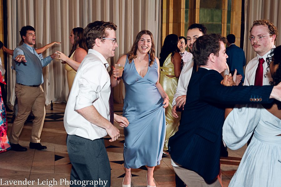 <alt>An elegant wedding at The Pennsylvanian in the city of Pittsburgh, Pennsylvania</alt>