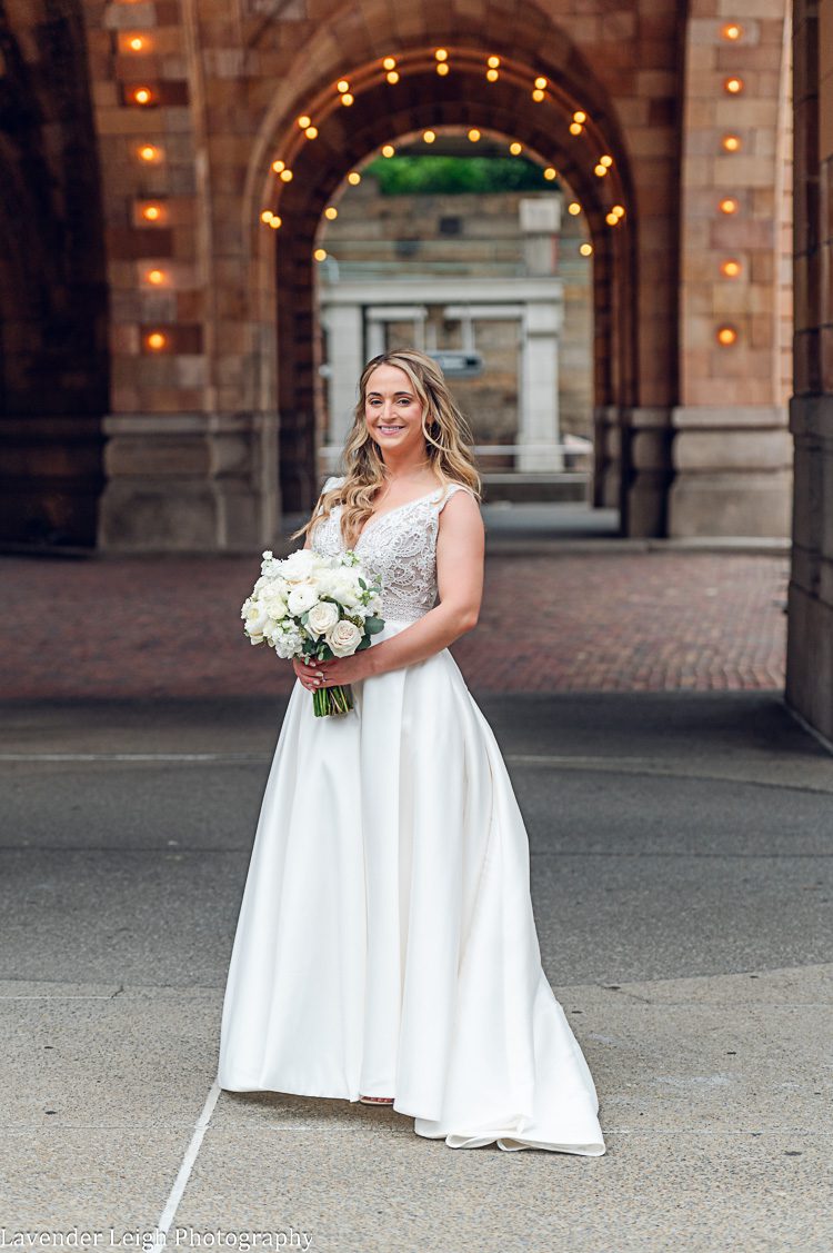 <alt>An elegant wedding at The Pennsylvanian in the city of Pittsburgh, Pennsylvania</alt>