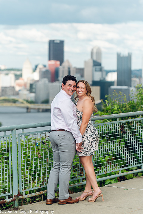 <alt>West End Overlook  Pittsburgh engagement session</alt>