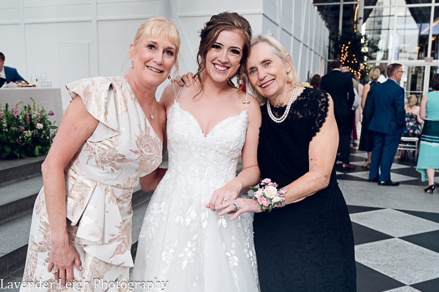 <alt>PPG Wintergarden Wedding Pittsburgh, Pennsylvania</alt>