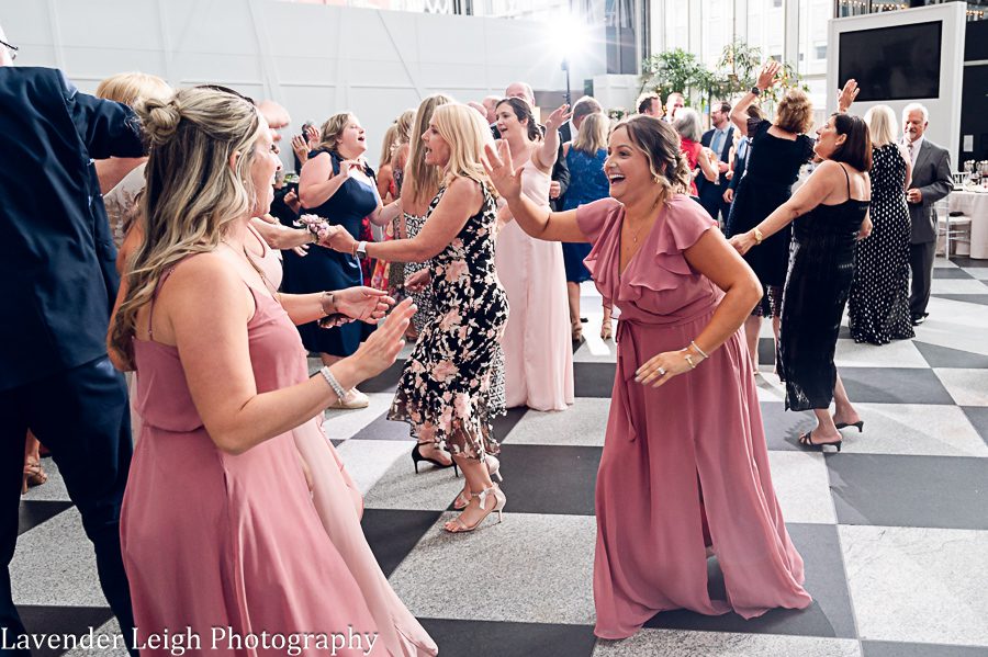 <alt>PPG Wintergarden Wedding Pittsburgh, Pennsylvania</alt>