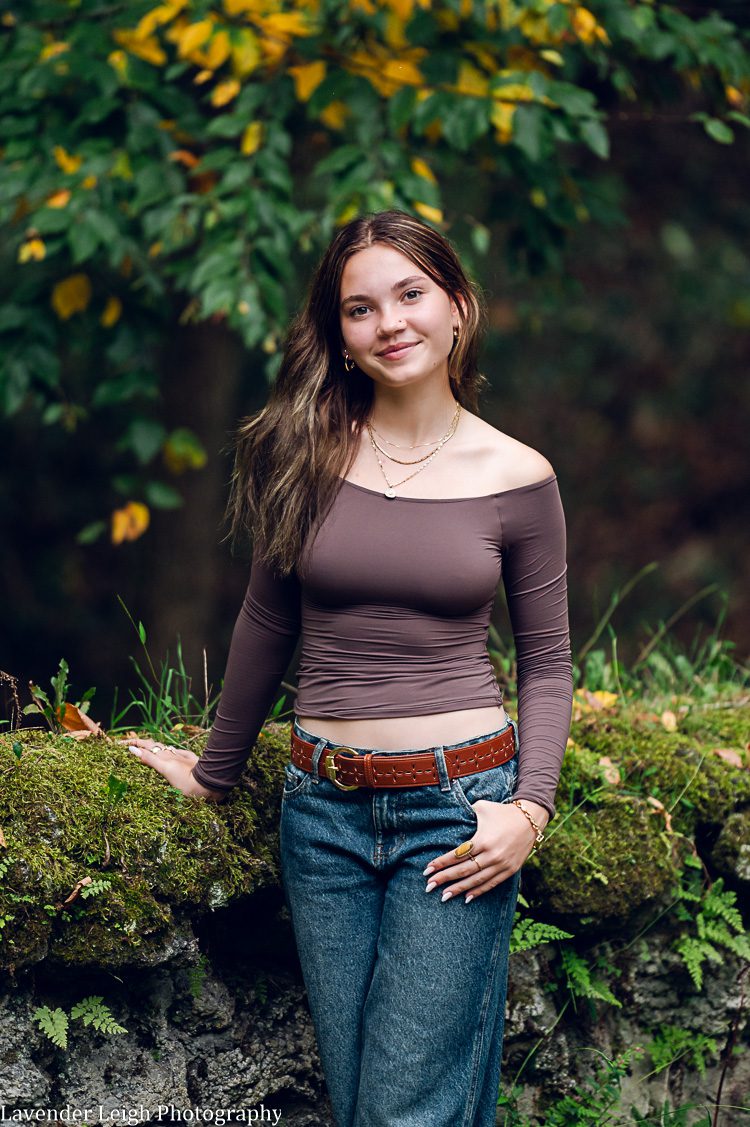 <alt>high school senior session at Schenley Park in Pittsburgh, Pennsylvania</alt>