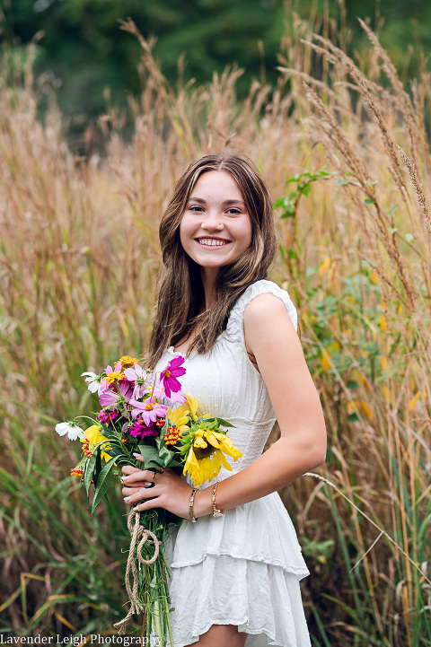 <alt>high school senior session at Schenley Park in Pittsburgh, Pennsylvania</alt>