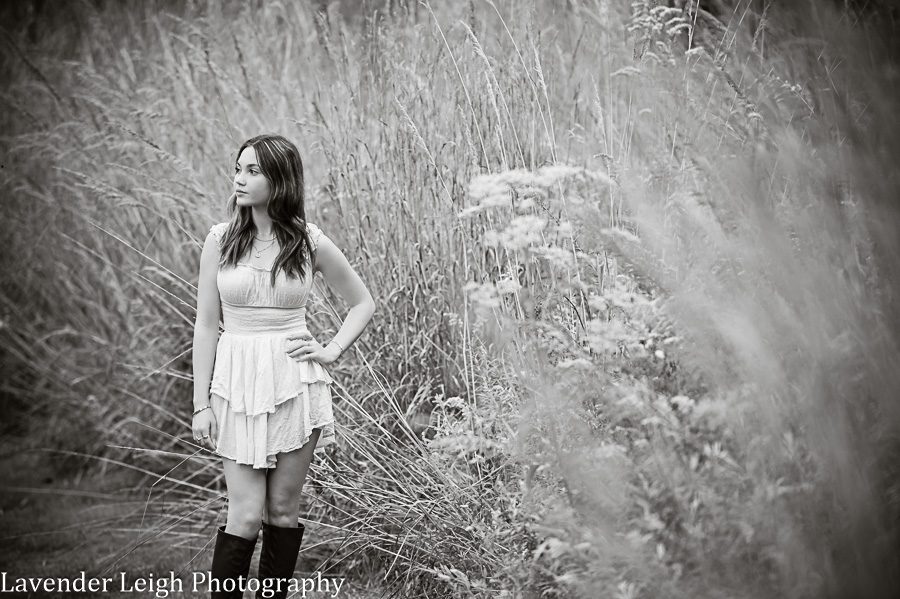 <alt>high school senior session at Schenley Park in Pittsburgh, Pennsylvania</alt>