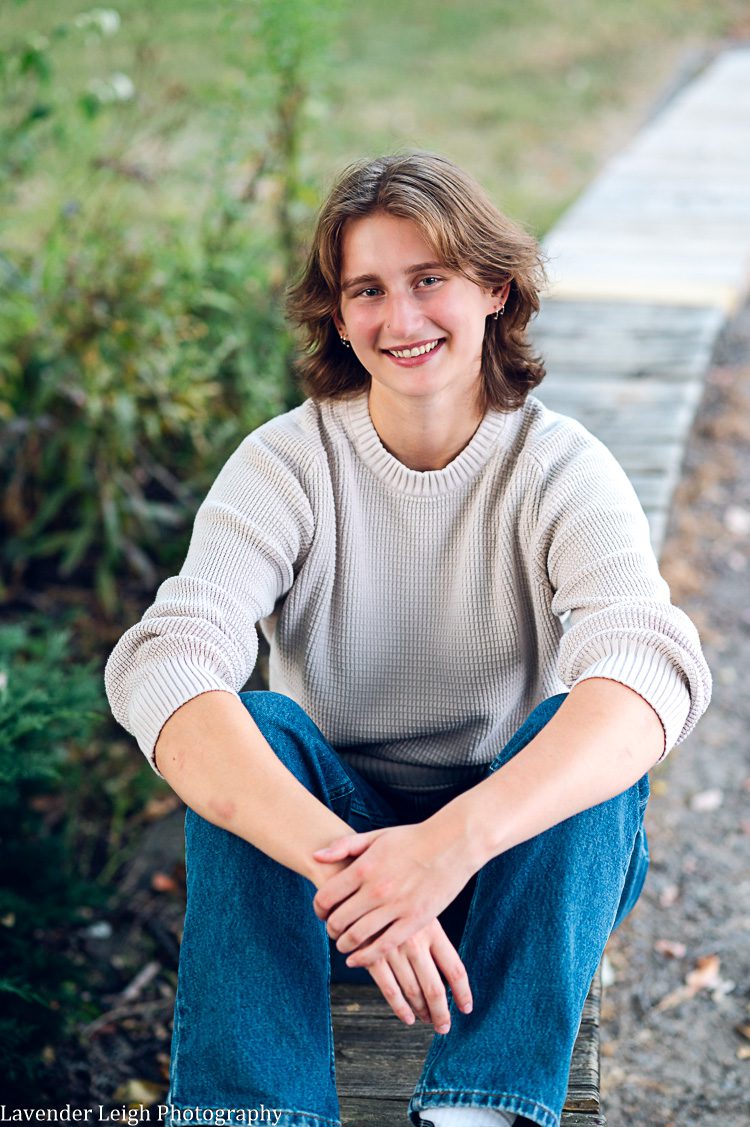 <alt>North Hills High School Senior Session at Beechwood Farms in Fox Chapel, Pennsylvania </alt> 