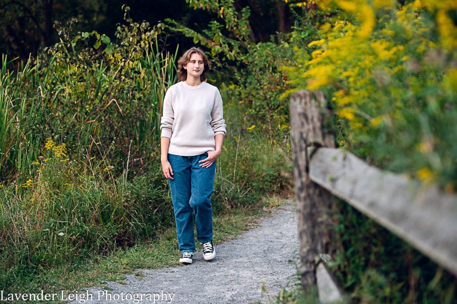 <alt>North Hills High School Senior Session at Beechwood Farms in Fox Chapel, Pennsylvania </alt> 