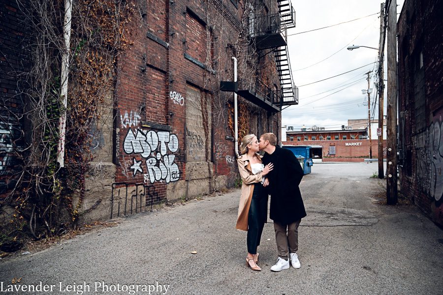 <alt>Pittsburgh Strip District Engagement Session Pittsburgh, PA</alt>